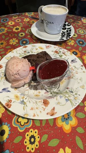 Brownie  at Emporio Canela in Canela