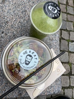 Takeaway at We Feat Pure Organic in Aarhus