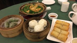 dumplings, pau, spring roll, vegetable  at Pure Veggie House 心齋 - Xīn Zhāi in Kowloon