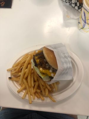 Bedder Burger😋 at Beleaf Burgers in Chino