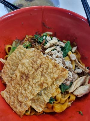 Ban Mian at Kang Su 康素 - Sims Dr in Central Singapore