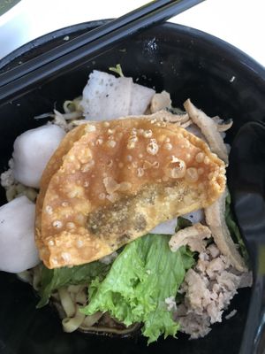 Wanton noodles. Home made fishball and minced pork ! Yummy! at Kang Su 康素 - Sims Dr in Central Singapore