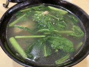 Vege wanton soup  at Kang Su 康素 - Sims Dr in Central Singapore