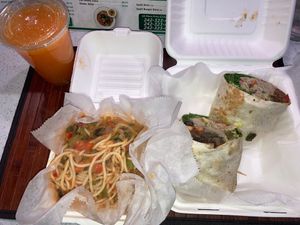 Mushroom wrap and spaghetti with tomato and almond sauce, papaya with a hint of ginger juice (it is really good!) at NewLife Natural Vegetation Cell Food in Nassau