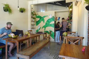 Indoor seating at Go Vegan Bali in Tibubeneng