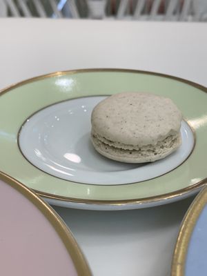 Vanilla macaroon. Yumm  at Ladurée in Beverly Hills