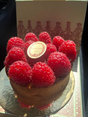 raspberry passion fruit tart at Ladurée in Beverly Hills