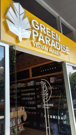 la tienda vegana mas surtida de la CDMX !!! at Green Paradise in Mexico City