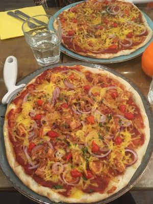 Vegan pizza at Scoff Troff Cafe in St Ives