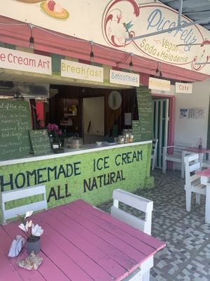 The cute café at Pico Feliz in Samara