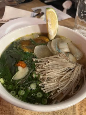 Vegan (of course!!) Pho   #Veganuary at The Pig and The Lady in Honolulu