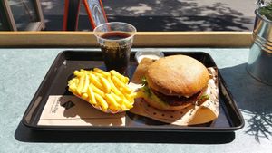 Swing burger at Swing Kitchen - Laupenstraße in Bern