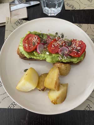 Avocado toast   at Tauer in Turin
