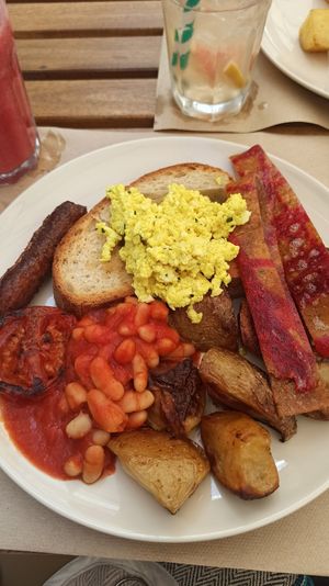 Vegan brunch at Tauer in Turin