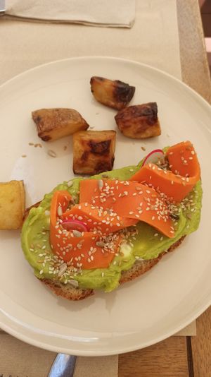 Vegan brunch at Tauer in Turin