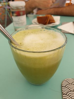 Matcha soy latte at Hiromi Cake in Rome