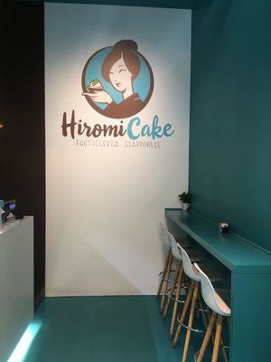 Cafe at Hiromi Cake in Rome