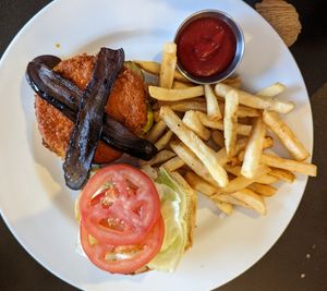 Nashville Chxn at Tasty Harmony in Fort Collins