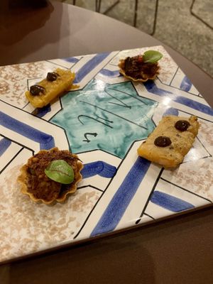   at Italie là-bas in Avignon