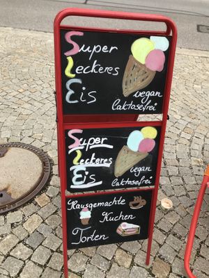 Werbung vor dem Laden at Berchtesgadener Schokoladenmanufaktur in Berchtesgaden