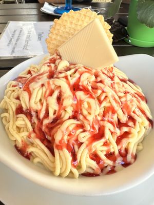 Super leckeres veganes Spaghettieis 🥰  at Berchtesgadener Schokoladenmanufaktur in Berchtesgaden