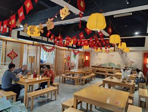 restaurant interior  at A Lotus on the Water 清水荷花 - 文殊坊店 in Chengdu