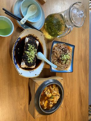 Tofu, cold noodles and tofu skin (the last was the best)  at A Lotus on the Water 清水荷花 - 文殊坊店 in Chengdu