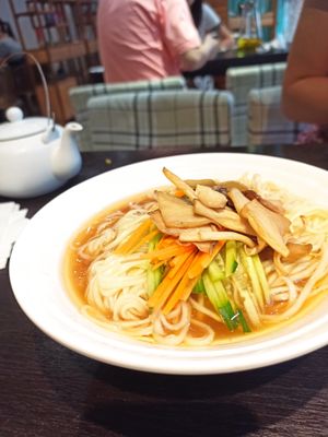Sweet salty noodles at A Lotus on the Water 清水荷花 - 文殊坊店 in Chengdu
