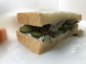 生菜，小黃瓜，葡萄乾 at Juma Cafe in Nagasaki