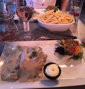 Vegan vol au vent 🍴🌱 at Brasserie de Kolonie  in Antwerpen