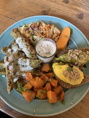 Falafel plate at Personne n'est parfait in Bordeaux