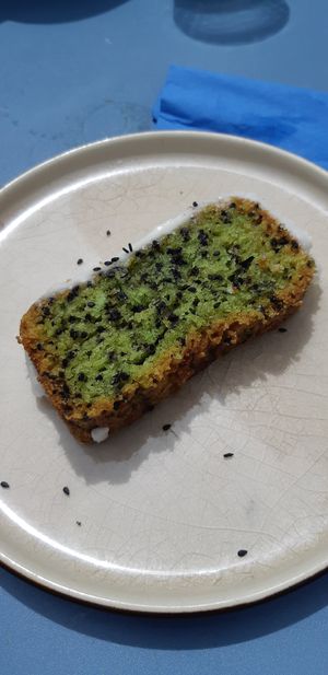 Cake at Monkey Mood in Bordeaux