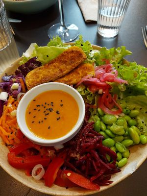 Bowl at Monkey Mood in Bordeaux