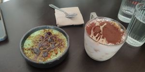 Banofe decostruido y creme bruile at Monkey Mood in Bordeaux