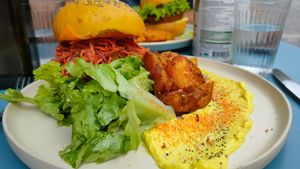  at Monkey Mood in Bordeaux