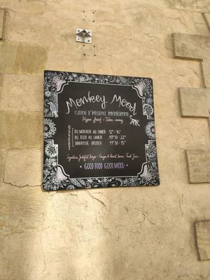 Opening times at Monkey Mood in Bordeaux
