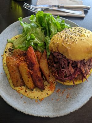 Jackfruit Burger (14.5€) - 4.5/5 at Monkey Mood in Bordeaux