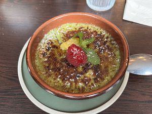 Crème brûlée au pandan  at Monkey Mood in Bordeaux