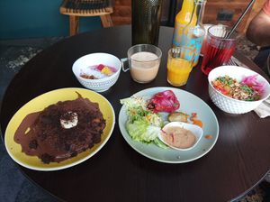 Brunch du dimanche midi at Monkey Mood in Bordeaux