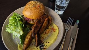  at Monkey Mood in Bordeaux