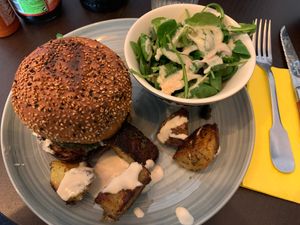 Falafel burger at Monkey Mood in Bordeaux