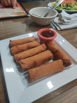 Spring rolls at Thai Vegan in Greer