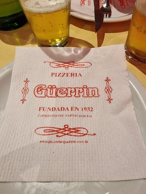  at Pizzería Güerrín in Buenos Aires