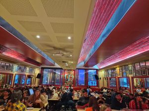  at Pizzería Güerrín in Buenos Aires