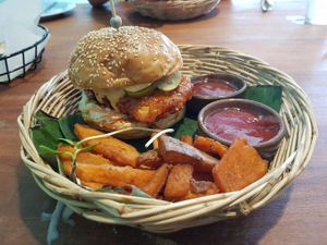 Hot chick at Vegan Junkie in Phuket