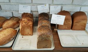 Display of breads at For Four Bread 포포브레드 in Seoul