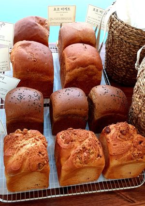 more at For Four Bread 포포브레드 in Seoul