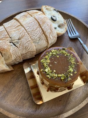 olive ciabatta and vegan cheese cake  at For Four Bread 포포브레드 in Seoul