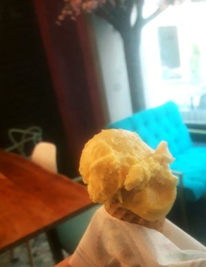 Mango at Wonder Waffel in Munich