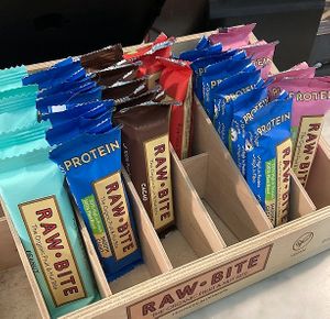 Raw bites bar at the counter at Rawcoco - General Pardinas in Madrid